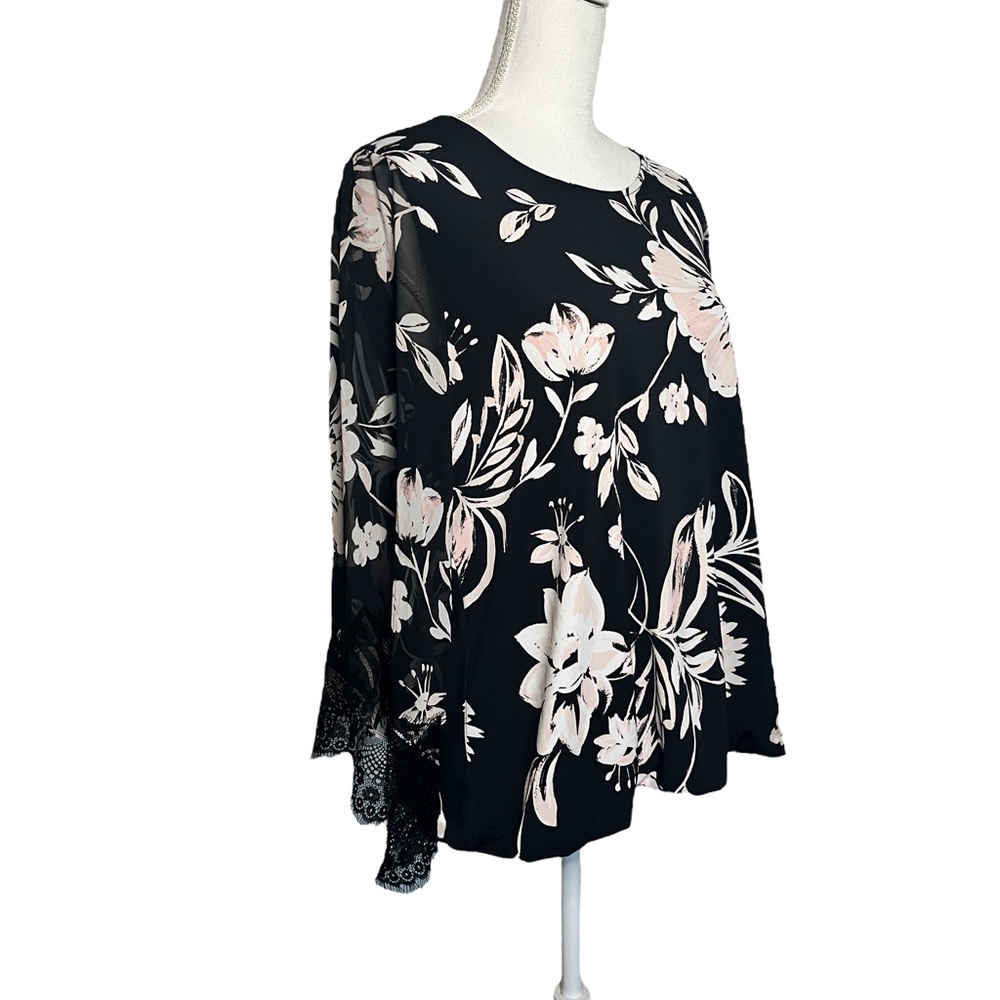 Alfani Light Pink and White Floral Blouse with Sheer Sleeves and Lace